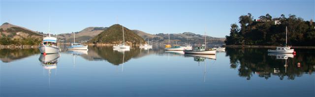 Back Beach Boats