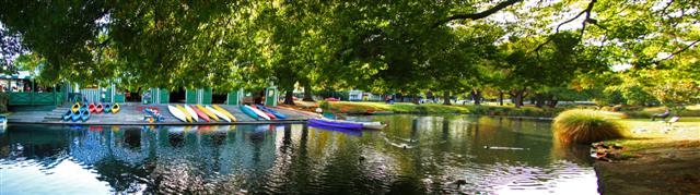 Boat Shed On The Avon 2