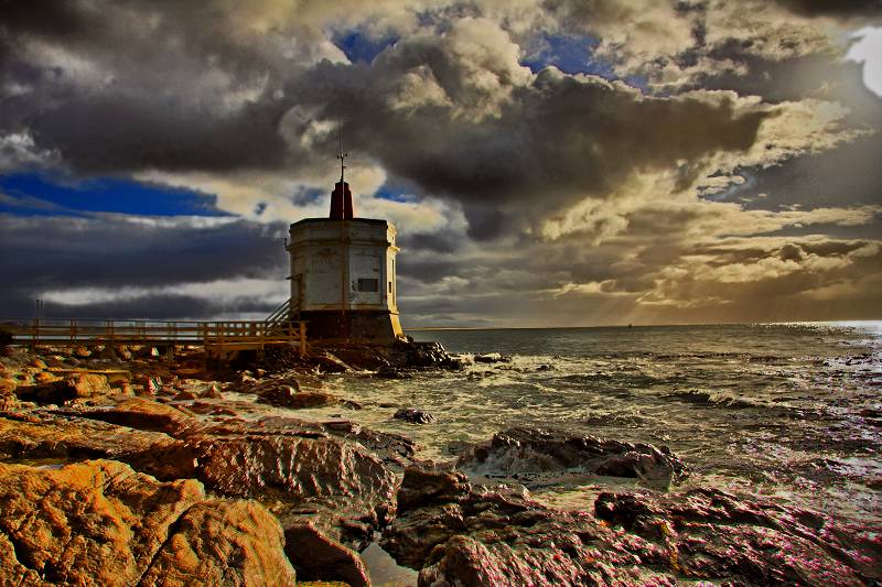 Bluff Lighthouse